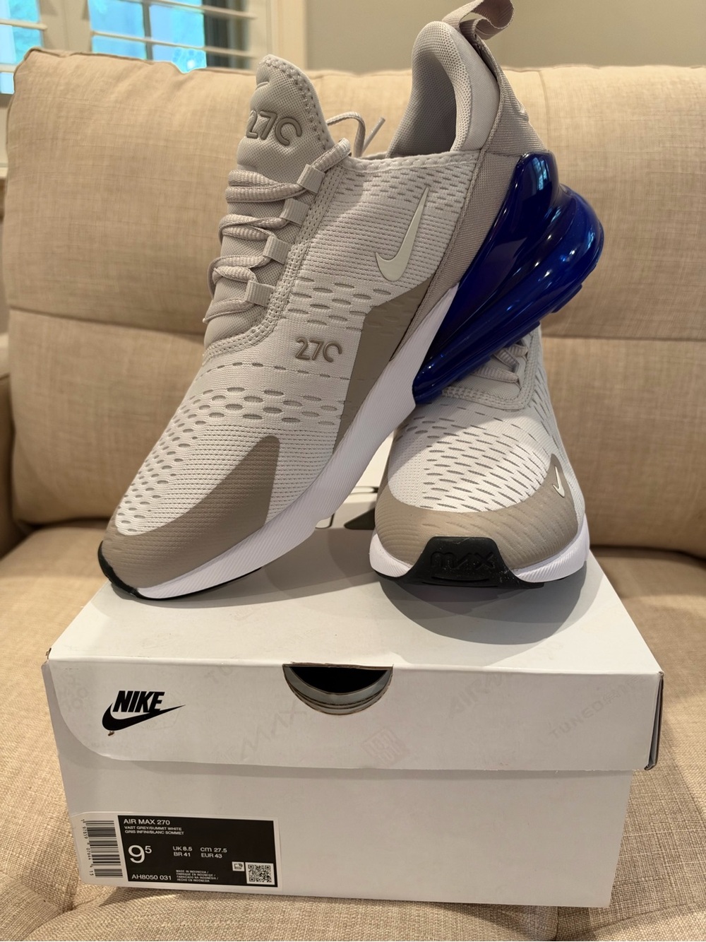 NIB Nike Air Max 270 Vast Grey Summit White Racer Blue Men's Size 9.5M